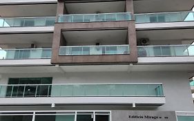 Apartamento com Garagem Cabo Frio